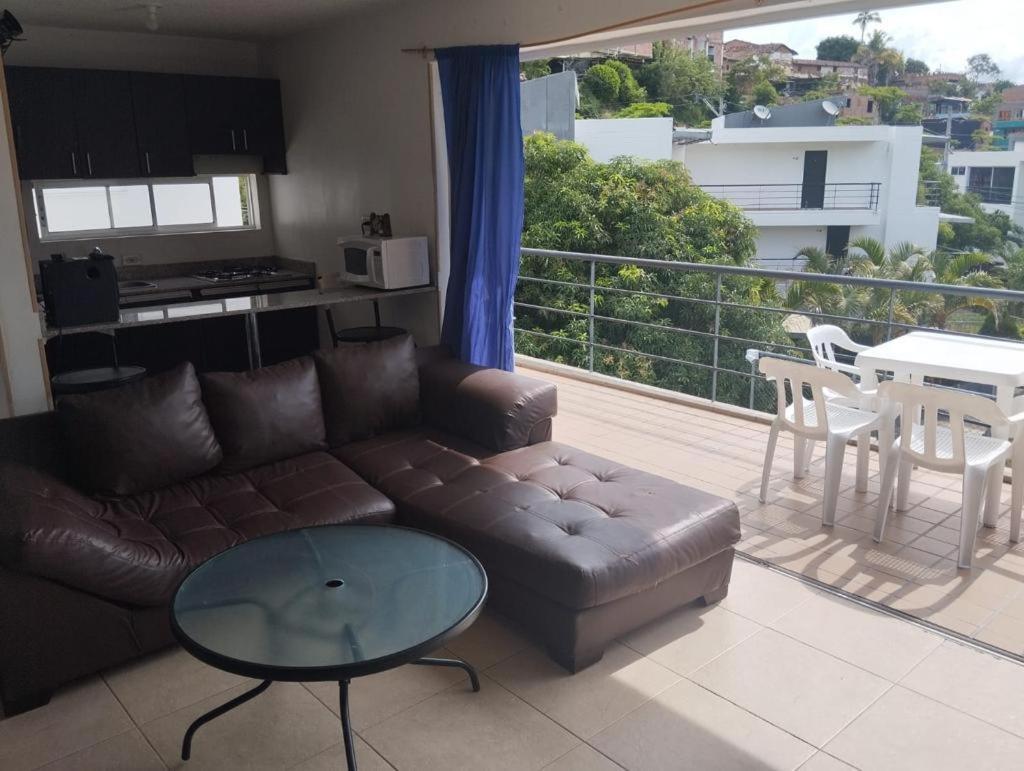 Apartasoles Santafe *